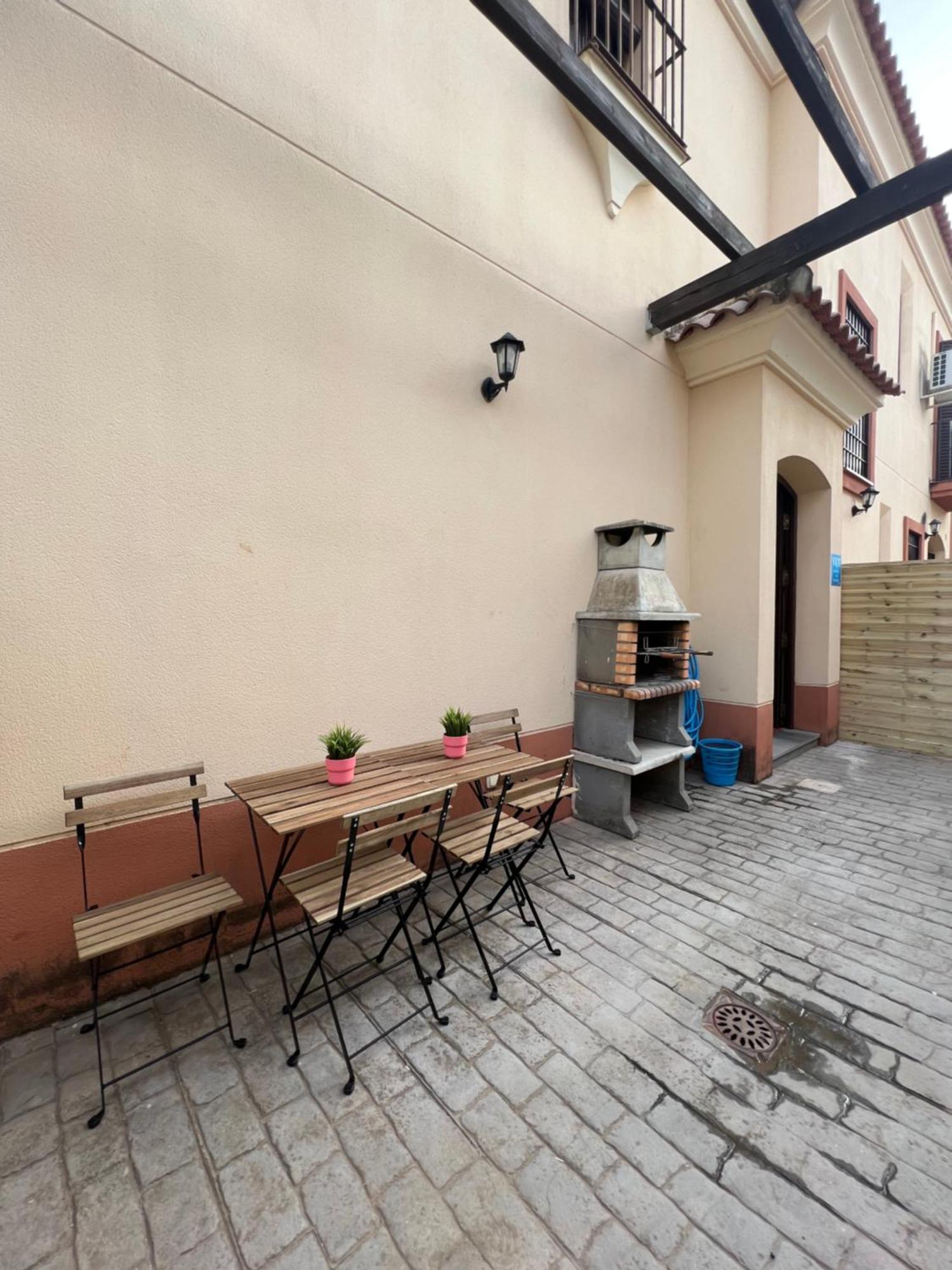 Apartamentos Sevilla Deluxe Rosales Los Rosales  외부 사진